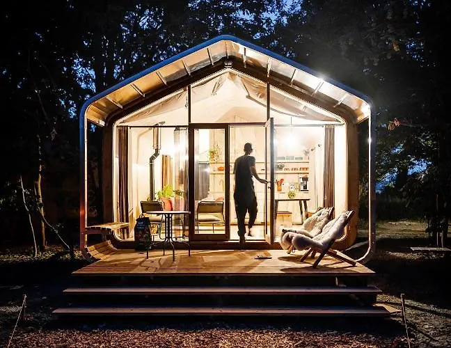 Les D'ostende Отель 4*