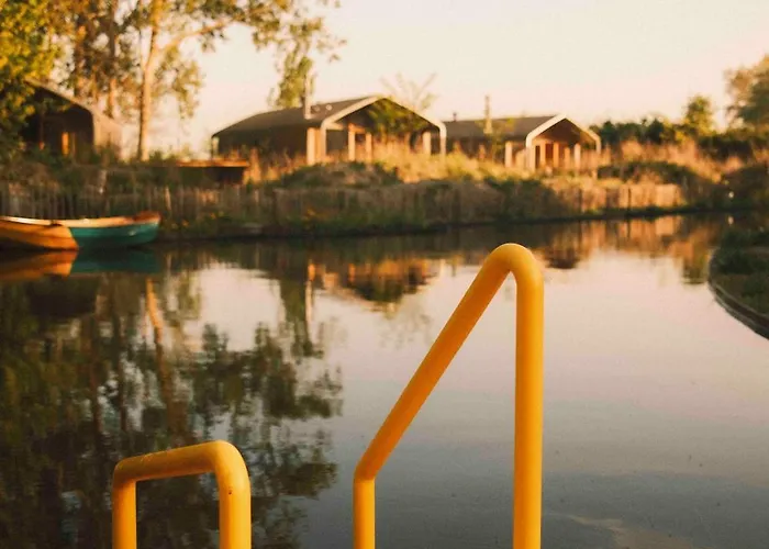 Les D'ostende 4* Остенде